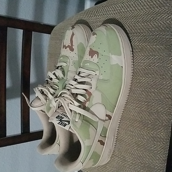 Shoes - Picture 7 of 7